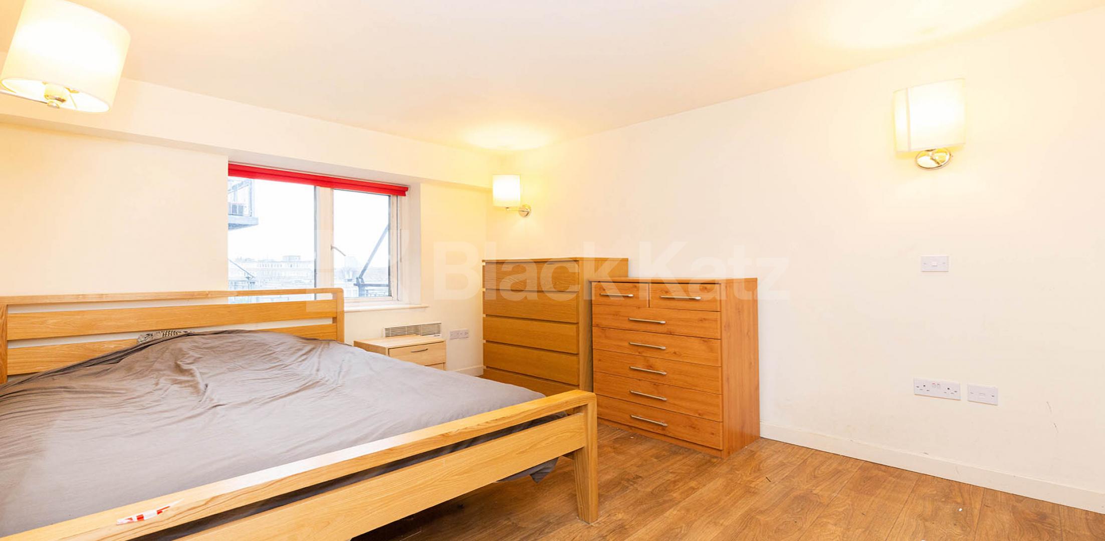 			Balcony Property, 1 Bedroom, 1 bath, 1 reception Apartment			 Stepney Way, Whitechapel/Stepney Green